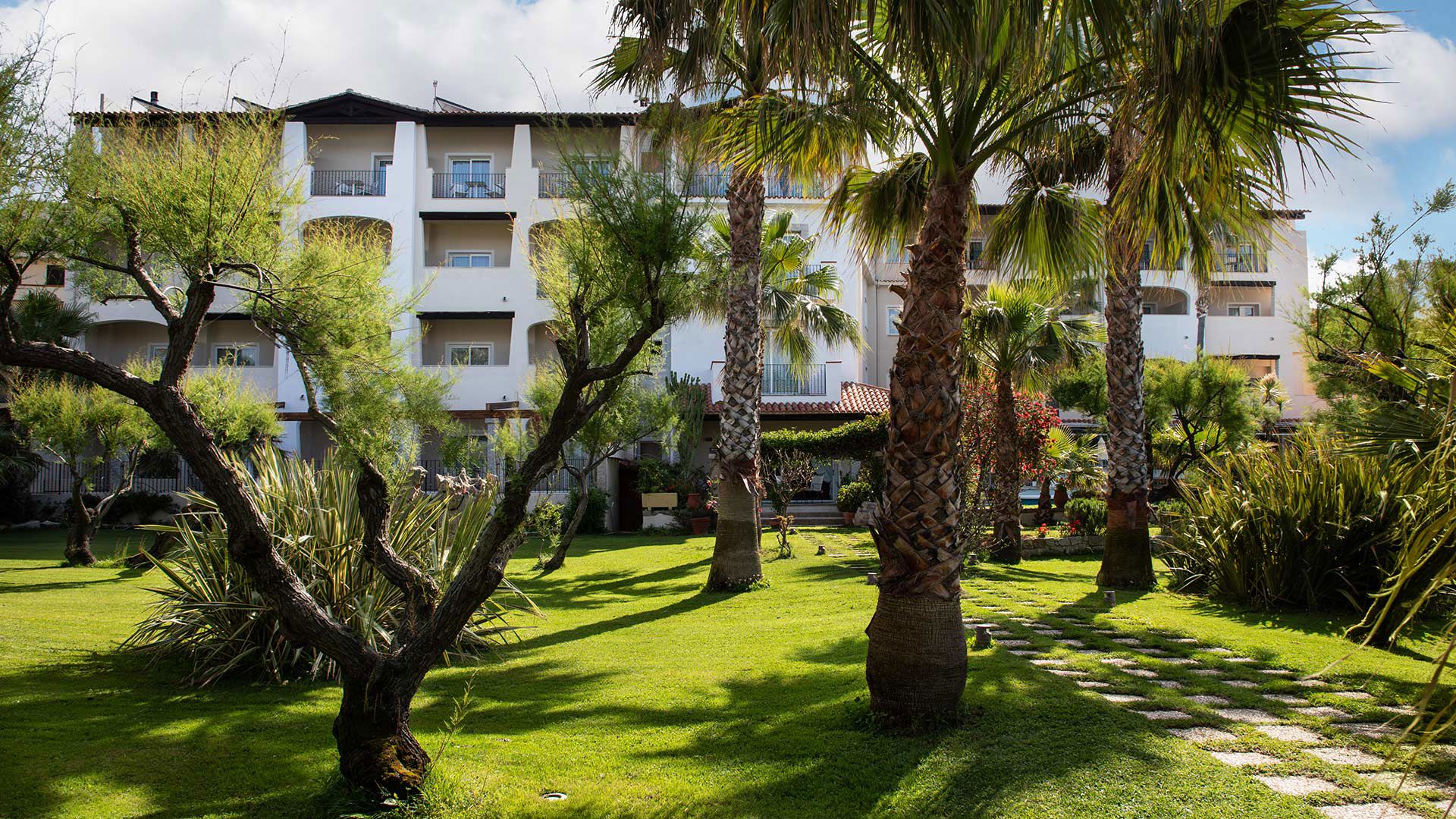 Hotel Villa Margherita - Your 4 star hotel in Golfo Aranci