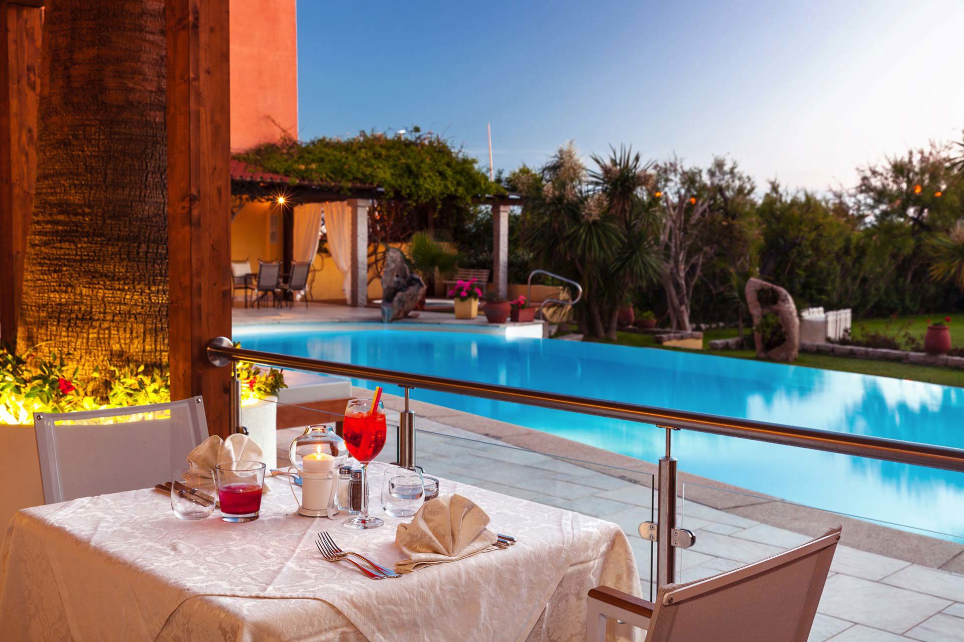 Bar & Restaurant  - Ambiente am Wasser