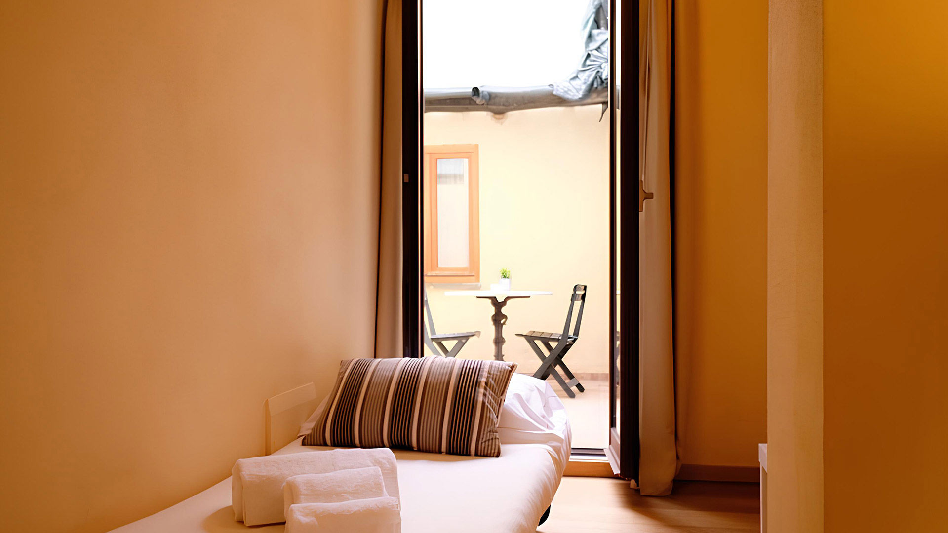 Camere 2