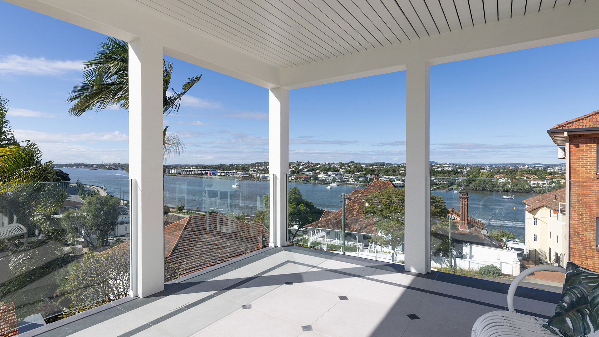 Hamilton-Top/1920-riverviewvilla40.jpg