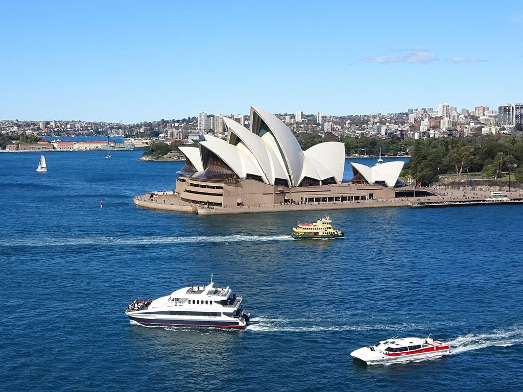 Harbour-Gallery/1024-harbour-opera.jpg