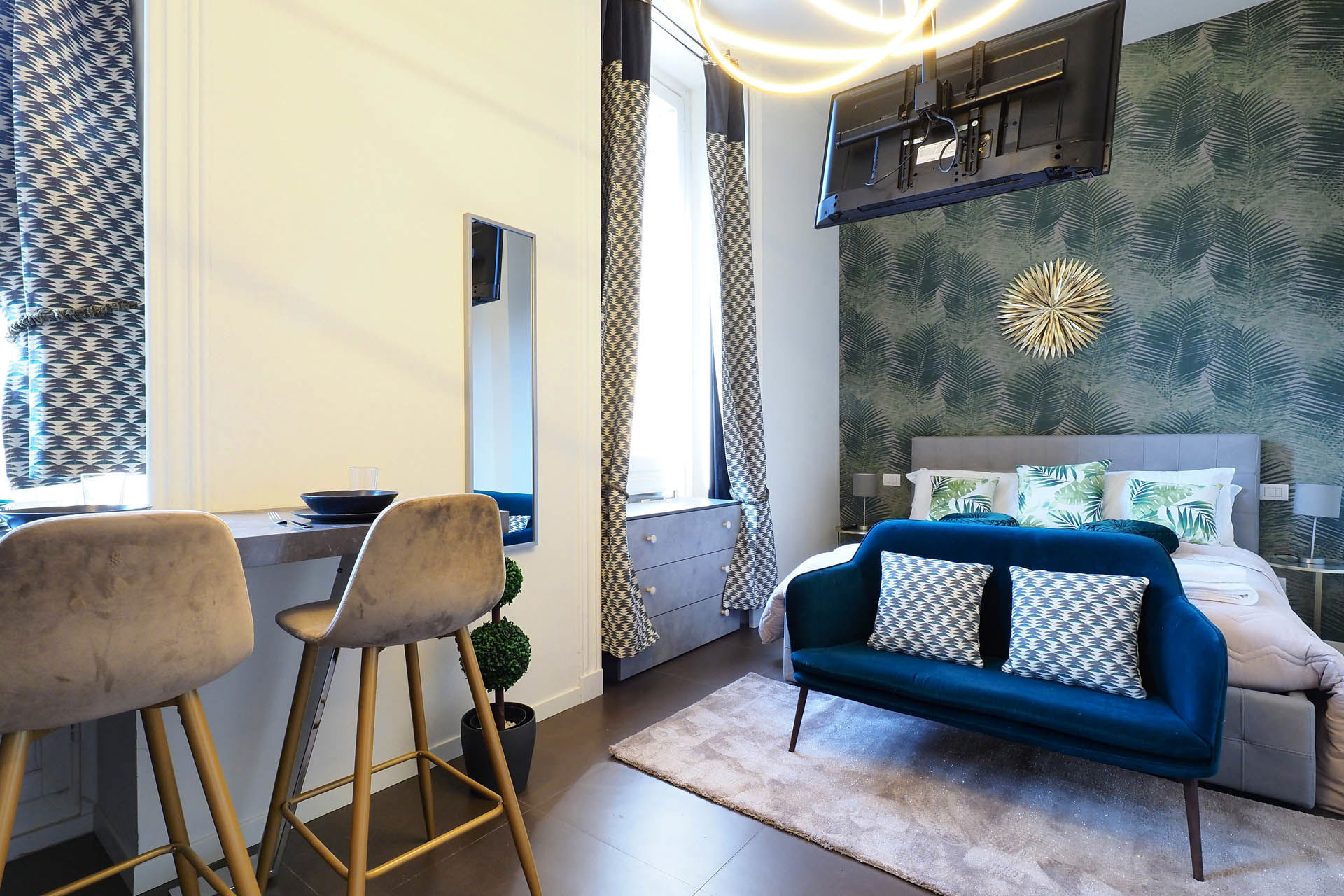 Luxury Emerald 1