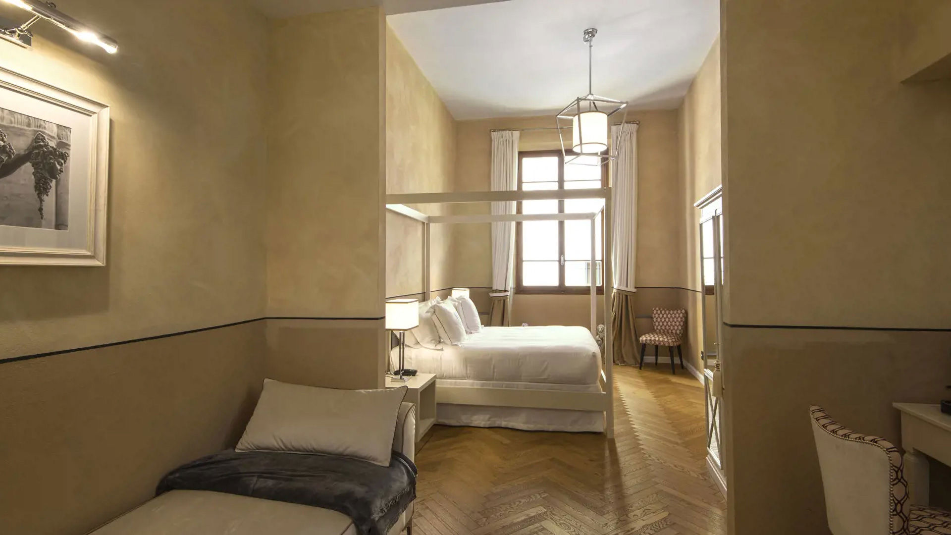 Deluxe Room 2