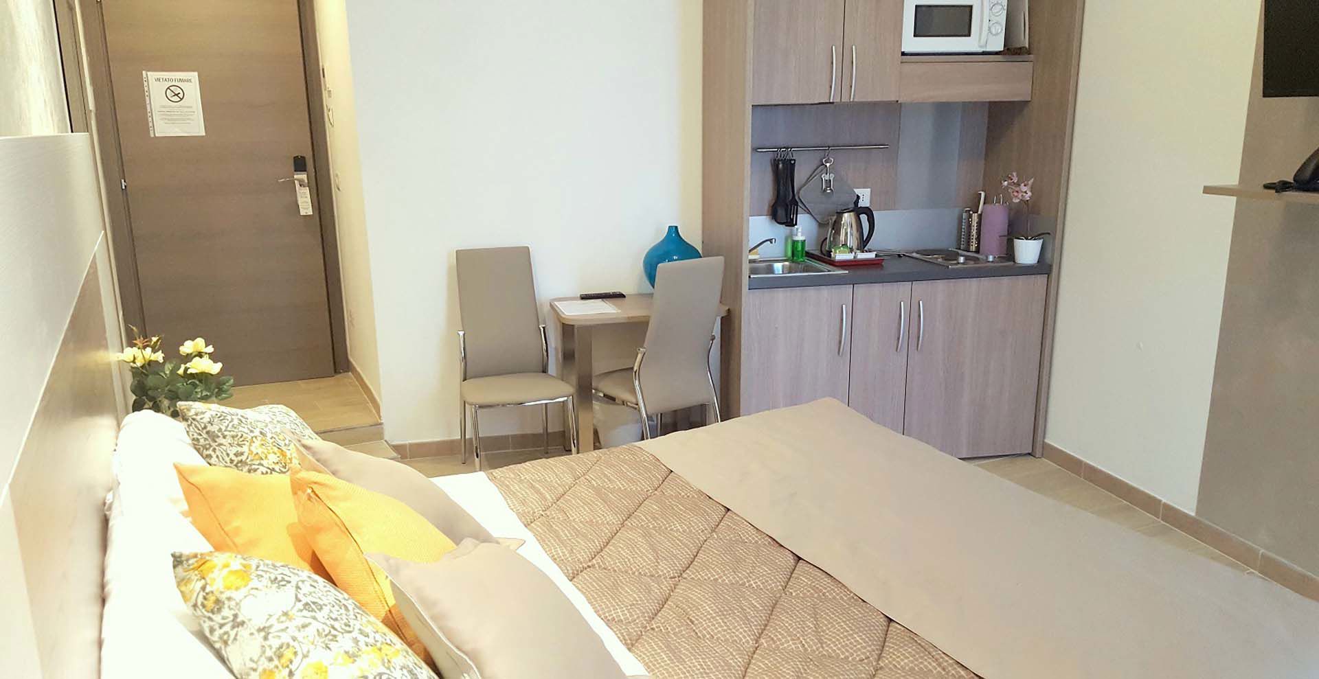 Deluxe with Balcony and Kitchenette 2