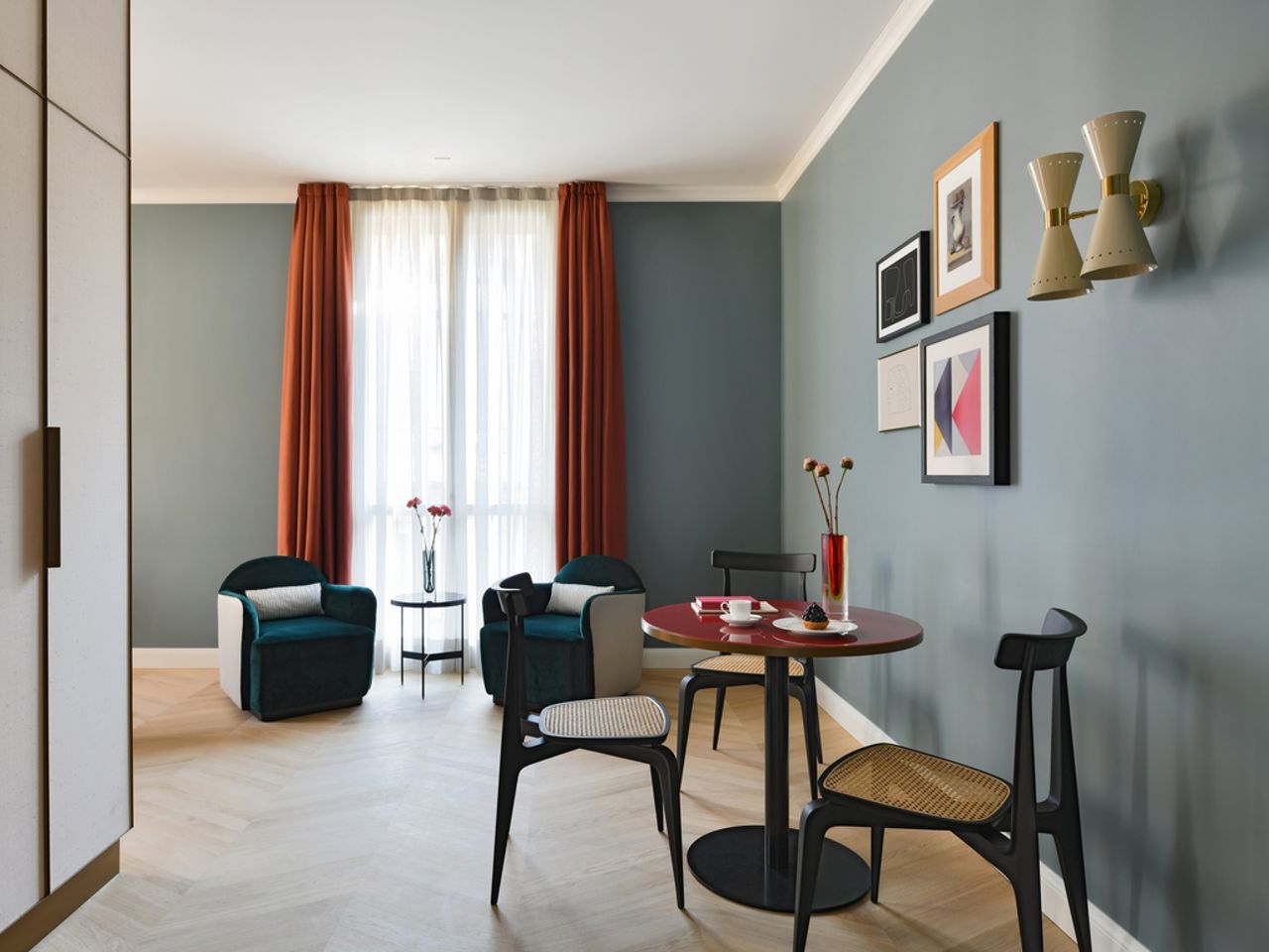 Gallery 6