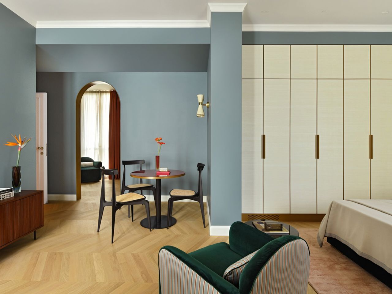 Gallery 27