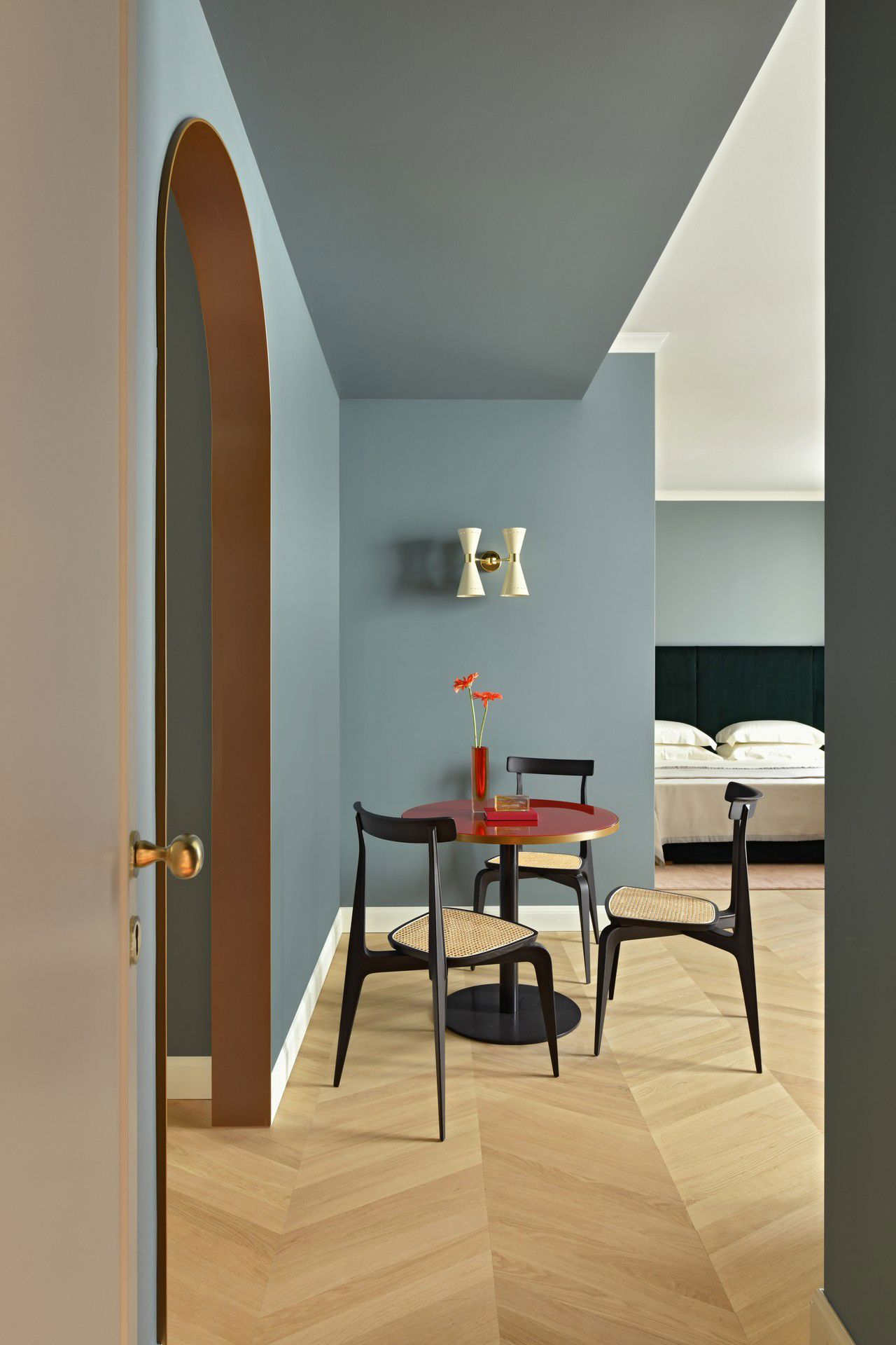 Gallery 37