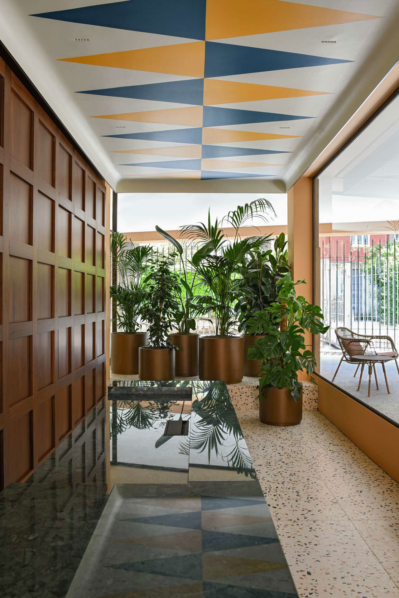 Gallery 33