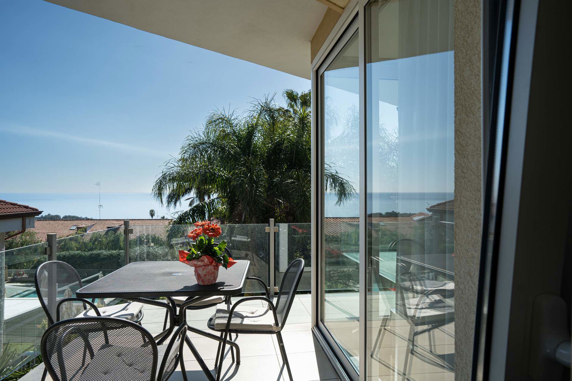 Executive vista mare