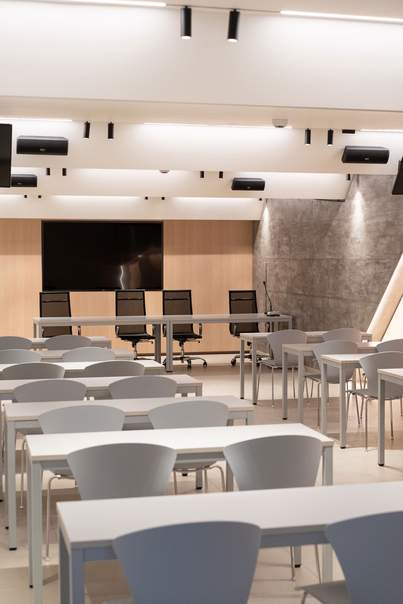 Meeting Room - Lo spazio ideale per definire incontri e accordi