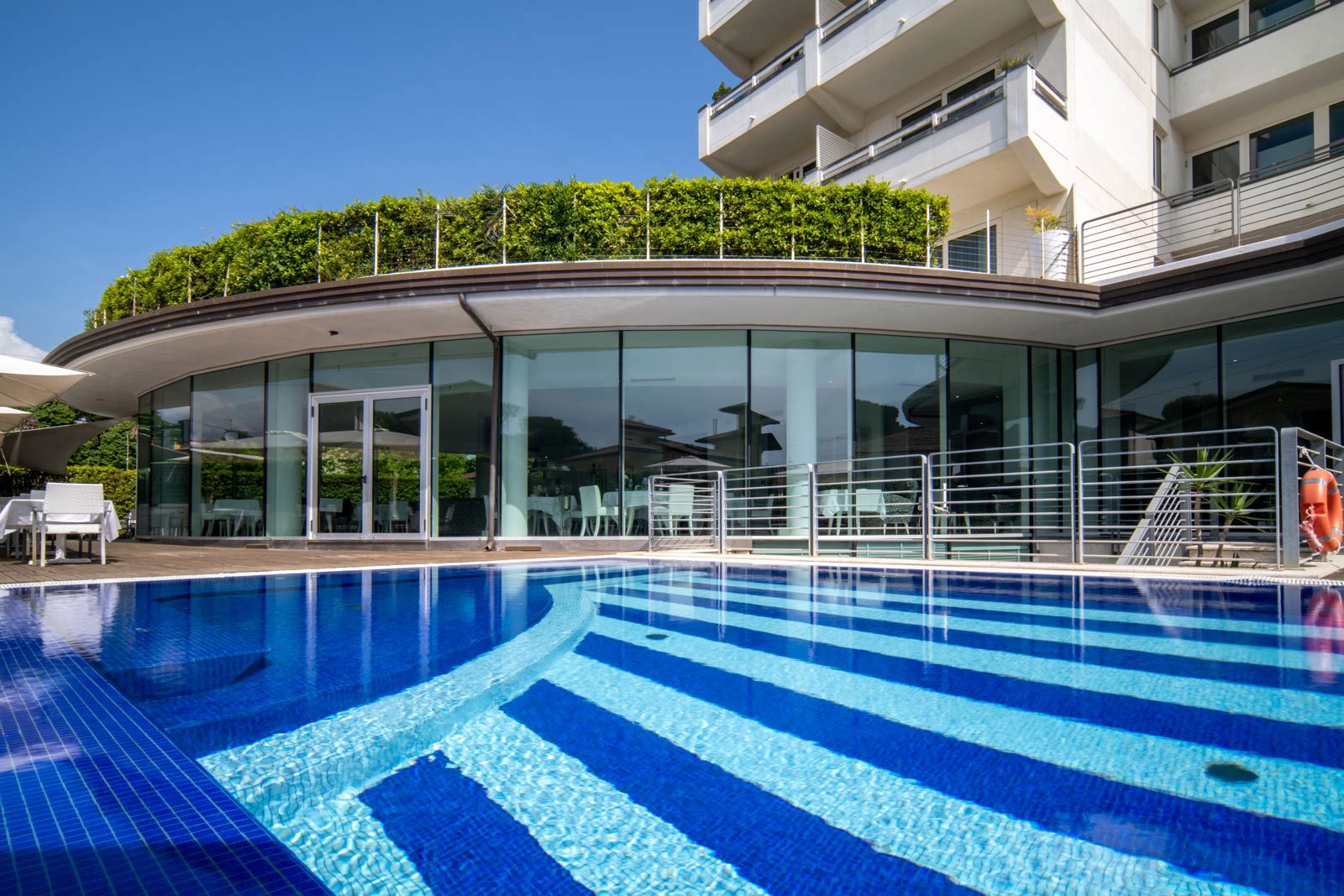 Бассейн и пляж  14