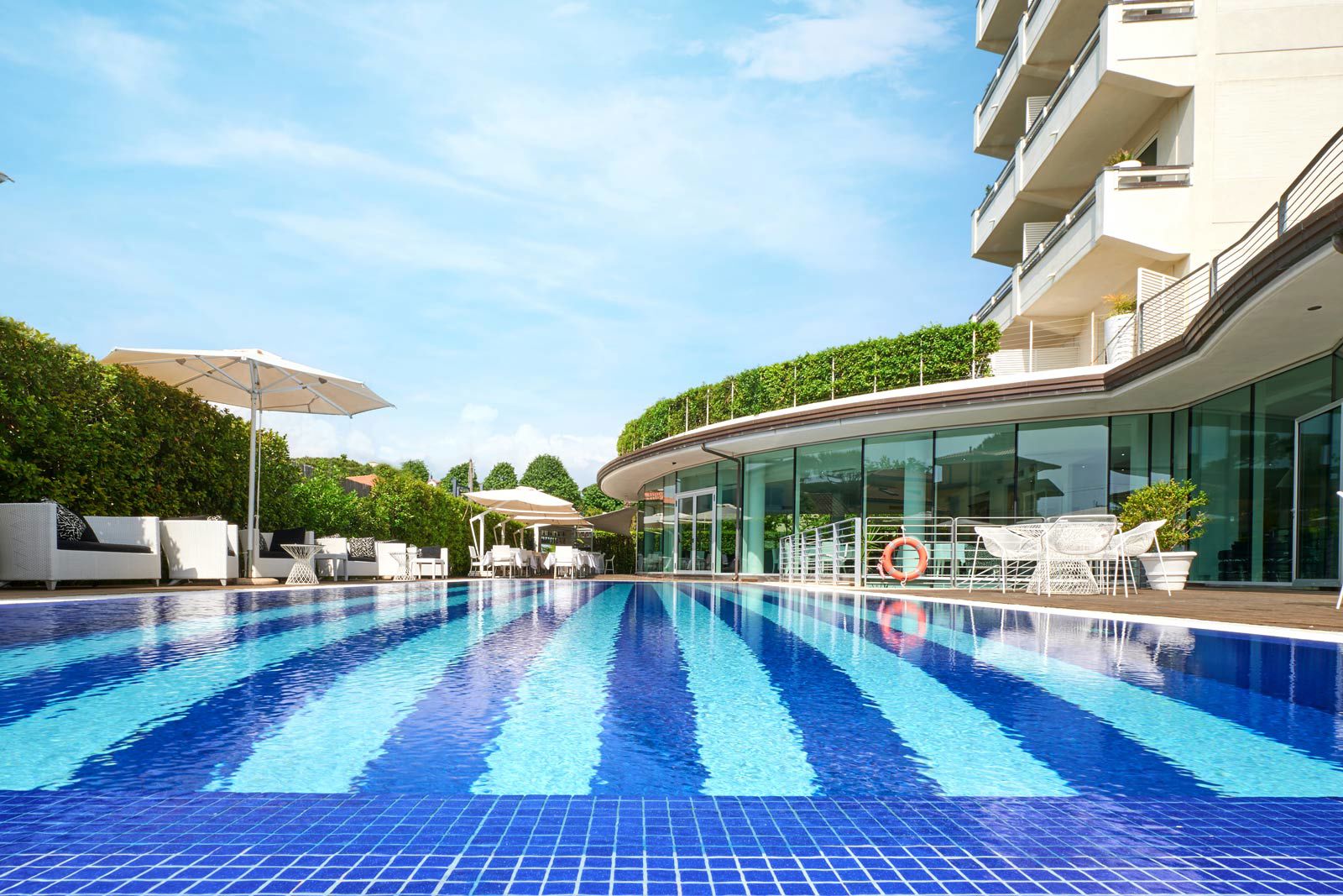 Бассейн и пляж  13