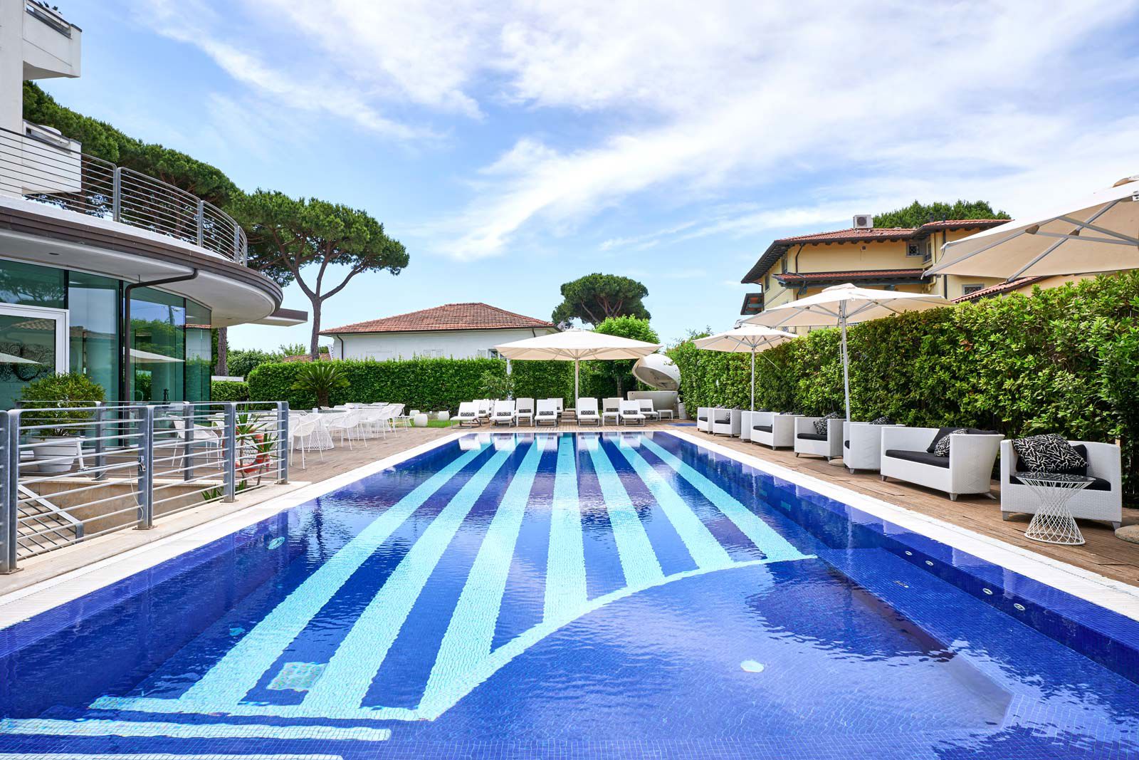 Бассейн и пляж  21