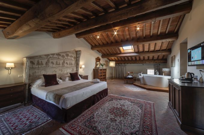 Romantic Junior Suite 9