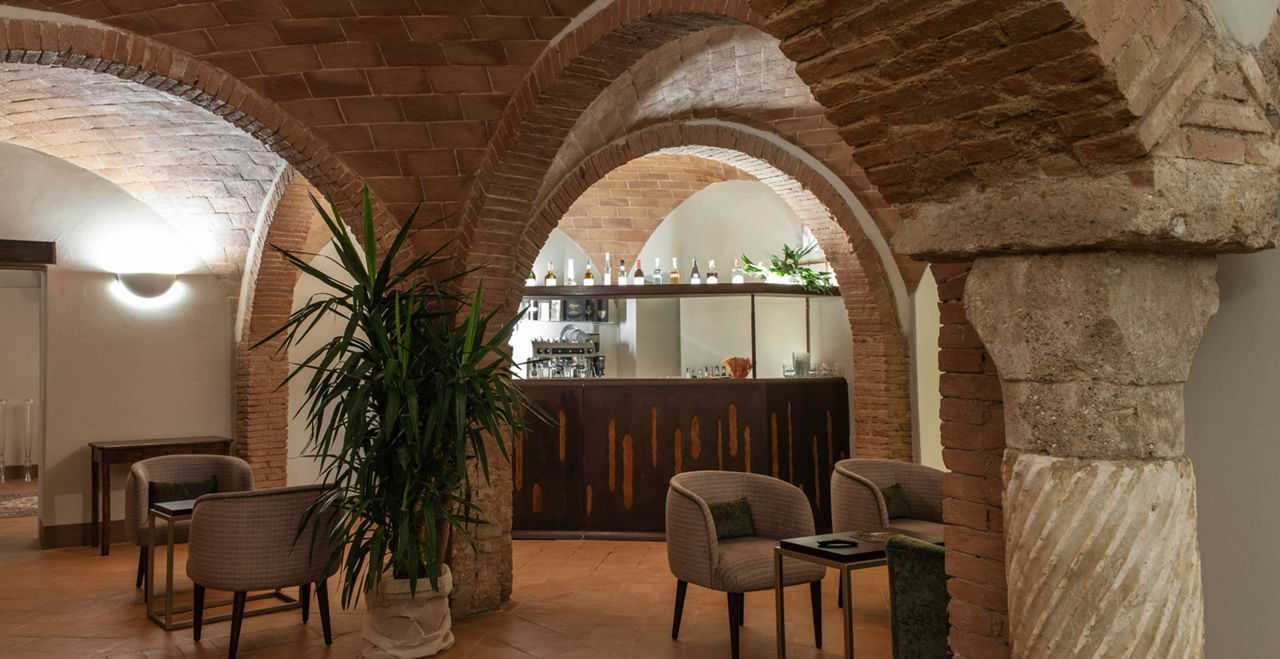 Lounge Bar  5