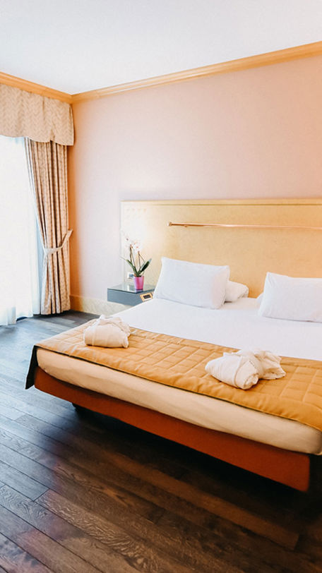 Executive club rooms
