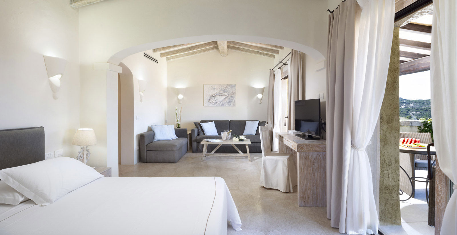 Hôtel 5 étoiles avec villas en bord de mer en Sardaigne 4