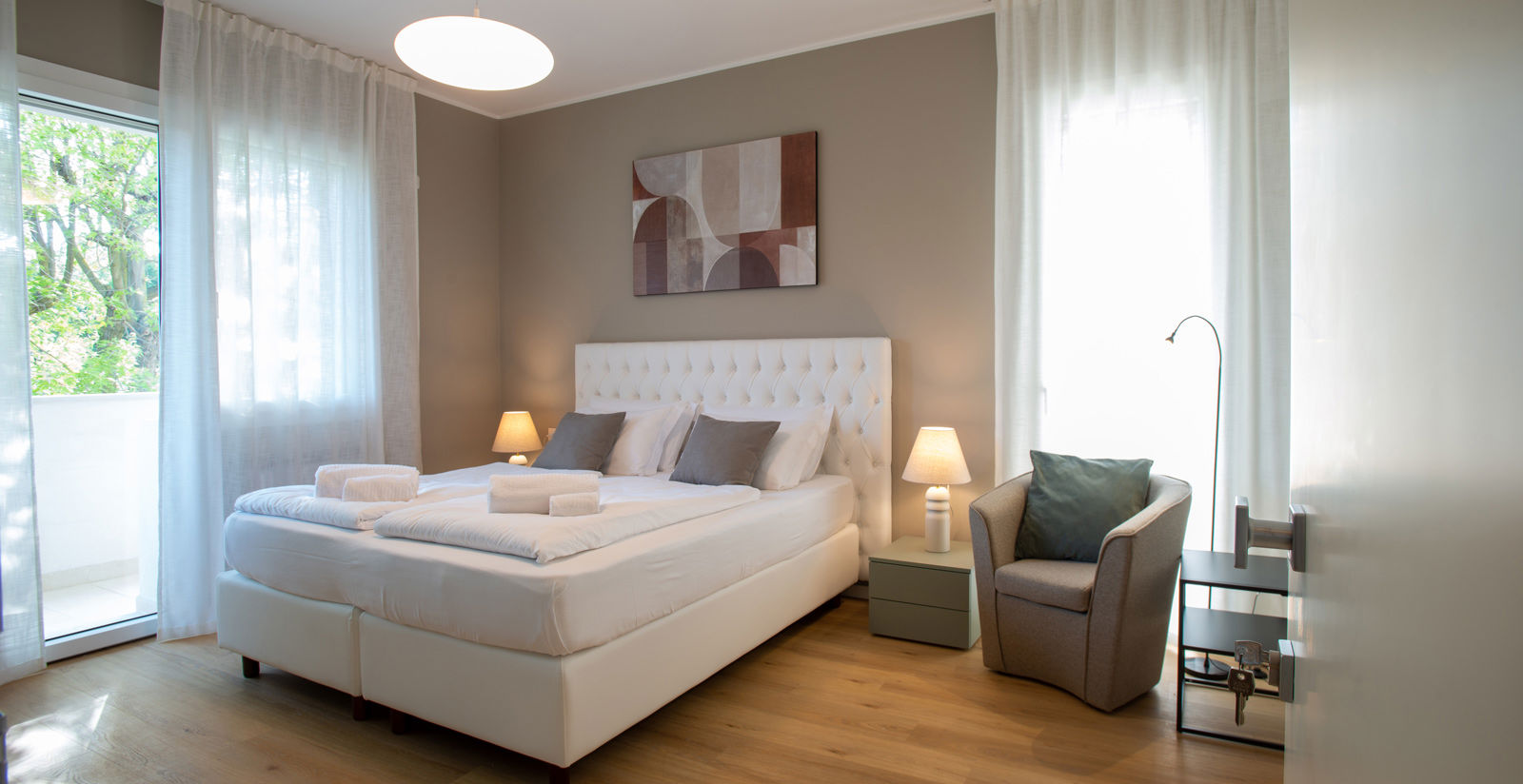 Deluxe Room with Terrace 8