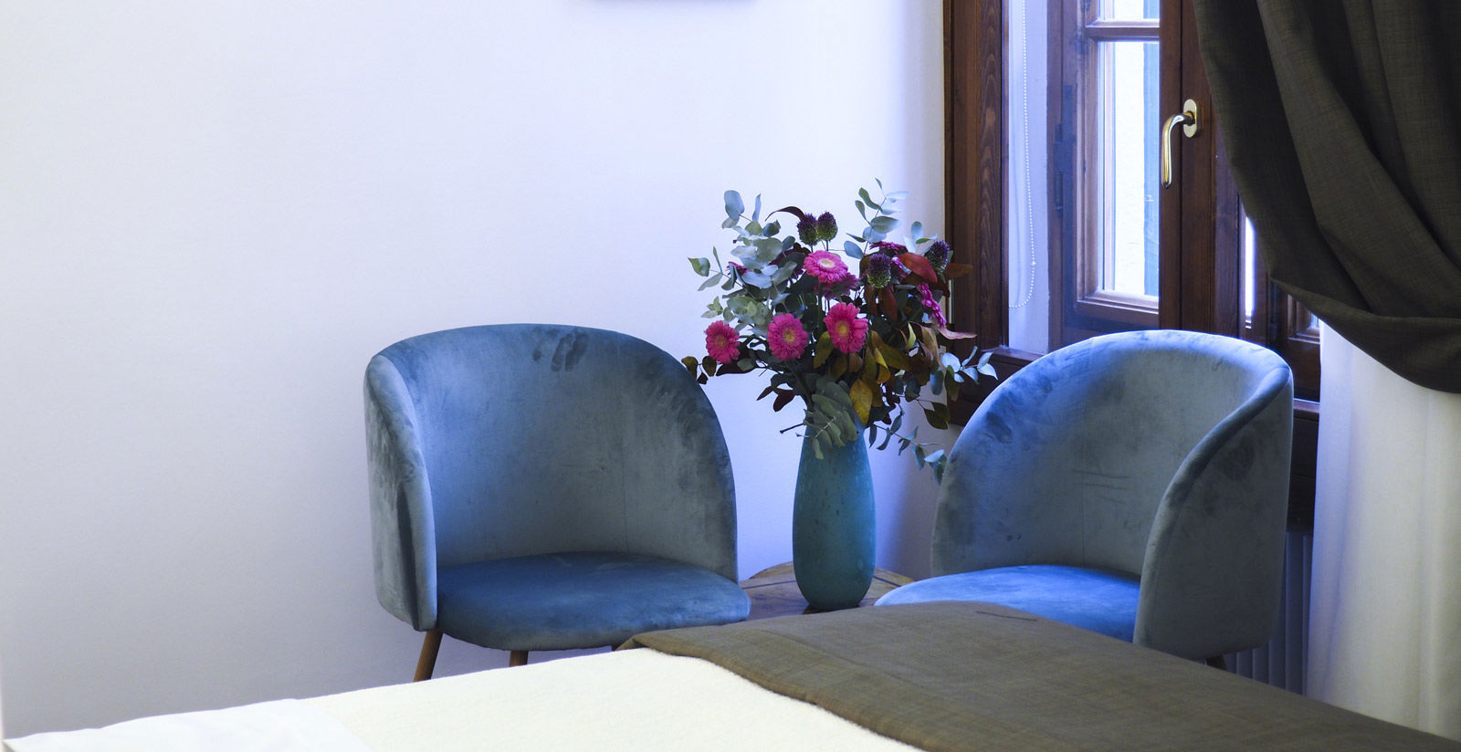 Aqa Palace - Standard 8