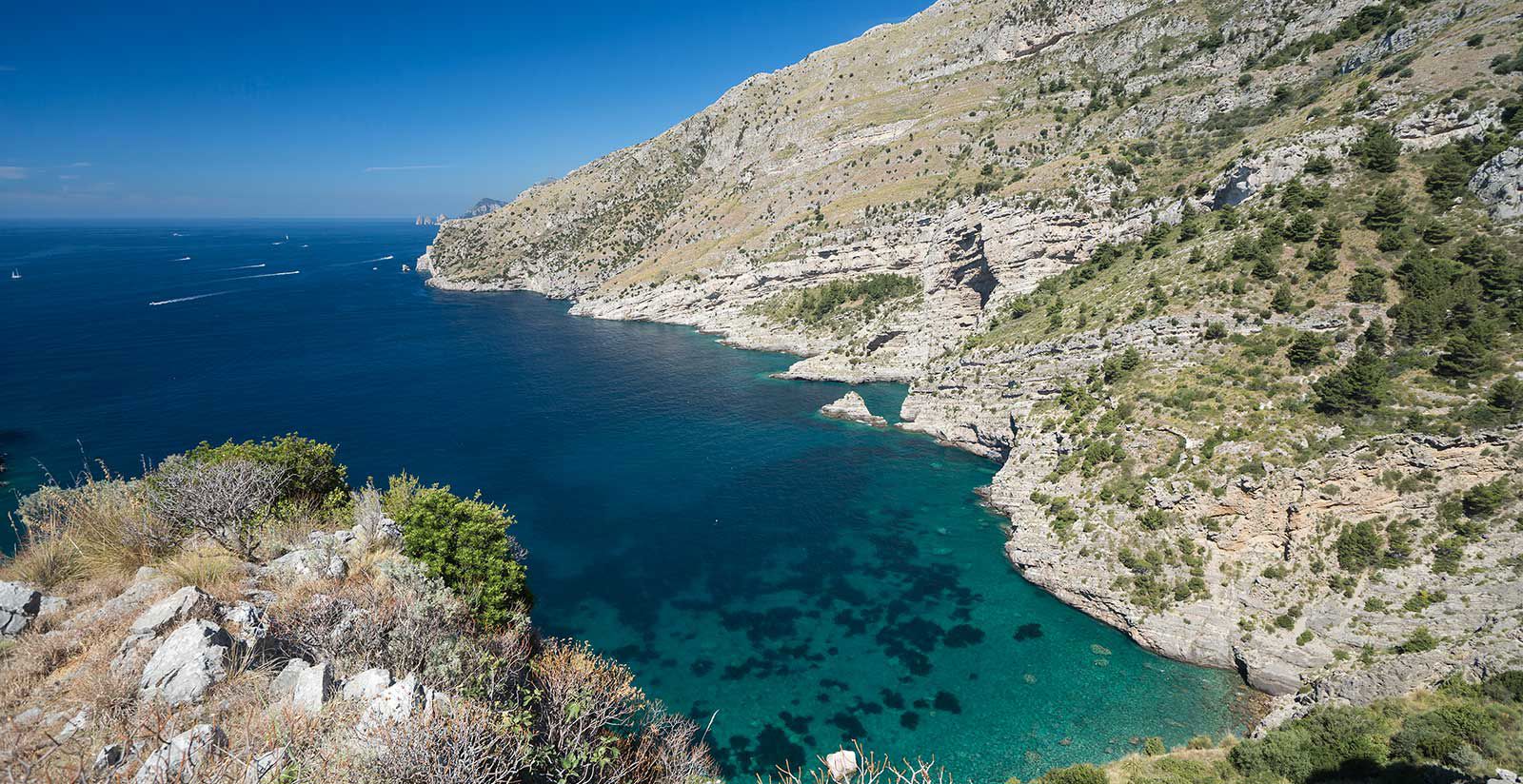 top/baia_ierato.jpg top/baia_ierato.jpg