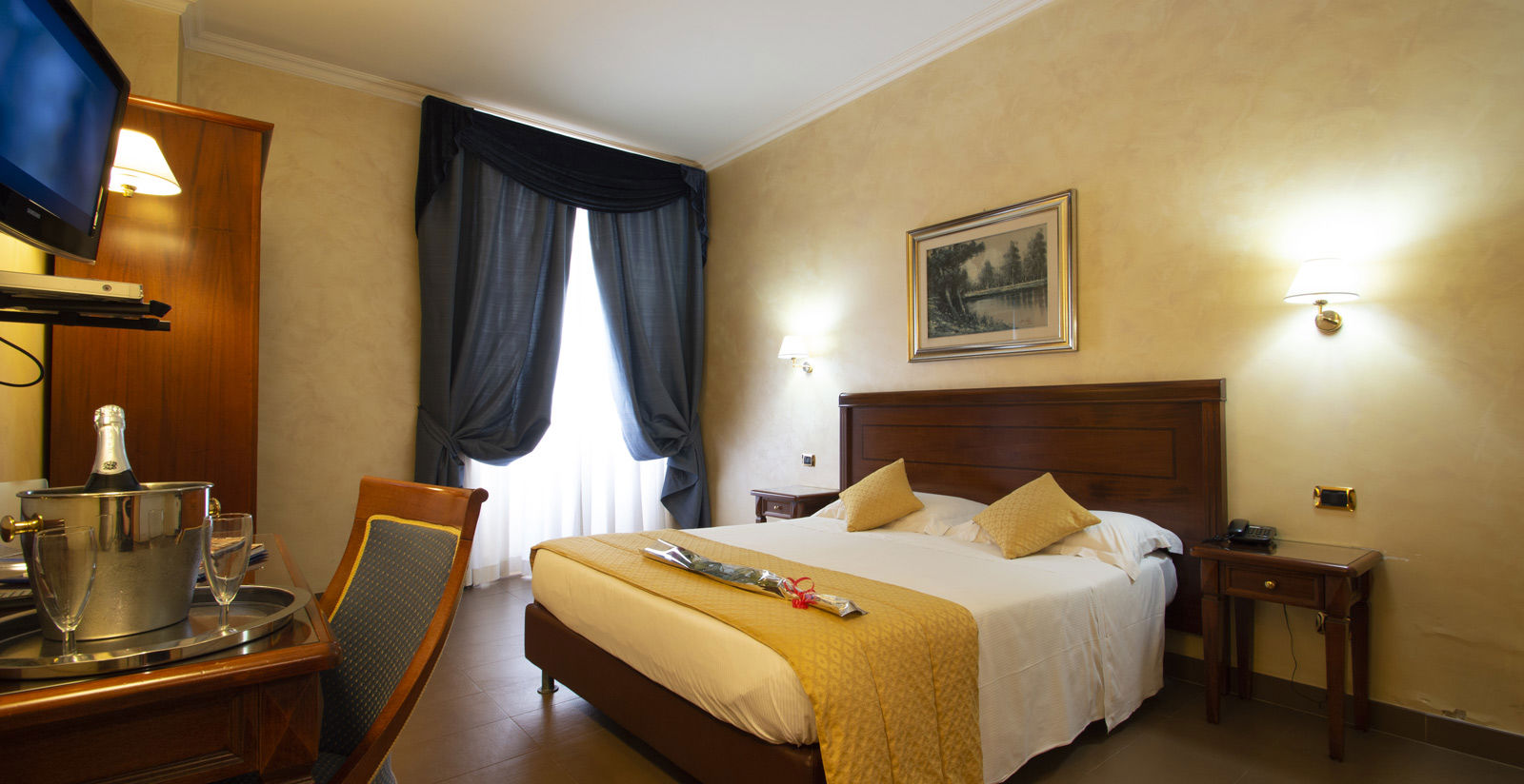 Deluxe with Jacuzzi 6 Deluxe with Jacuzzi 6