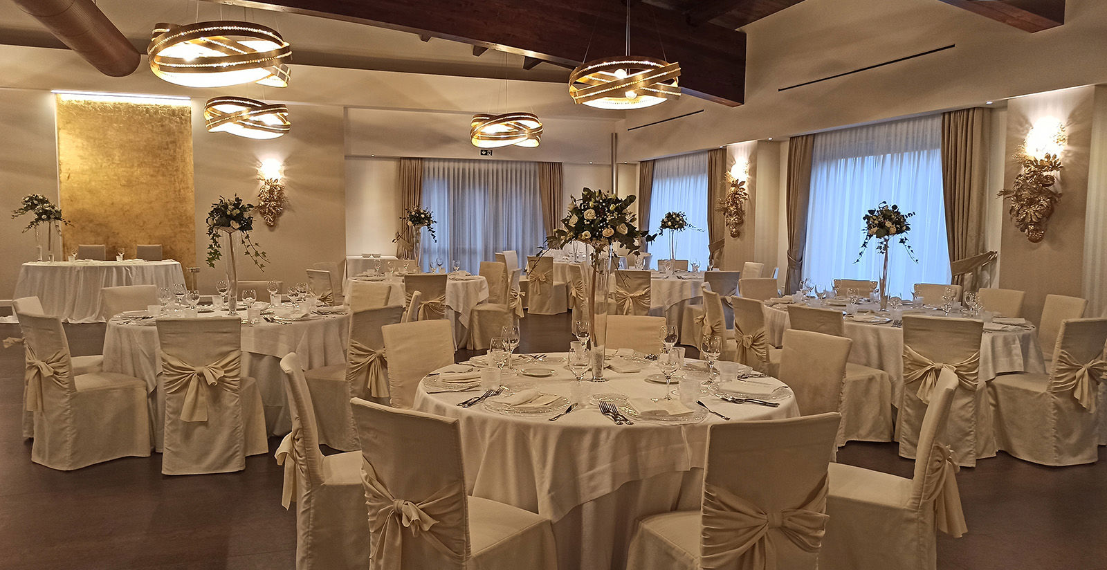 A perfect wedding location whatever the season 5