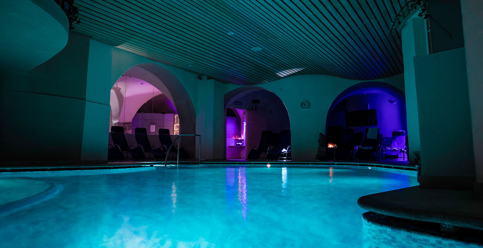 STAY 7 PAY 6 - ONE NIGHT IS FREE 2