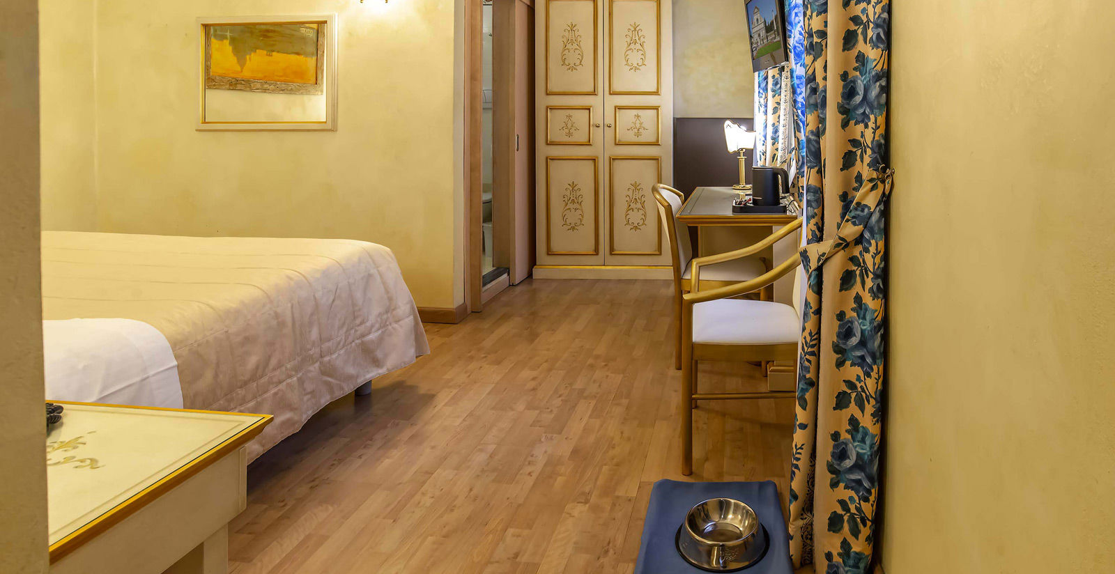 Rooms 8 Rooms 8