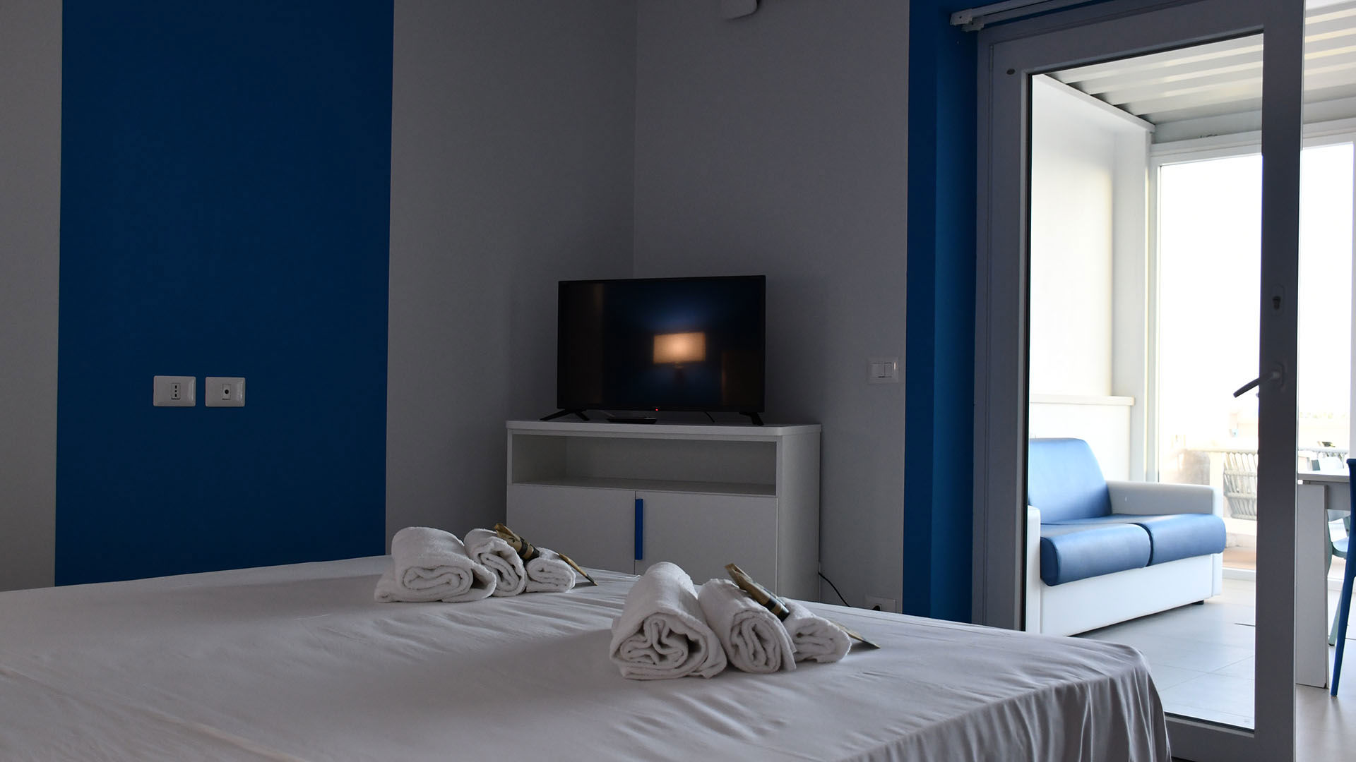 Suite con Jacuzzi, solarium e terrazza vista mare 2