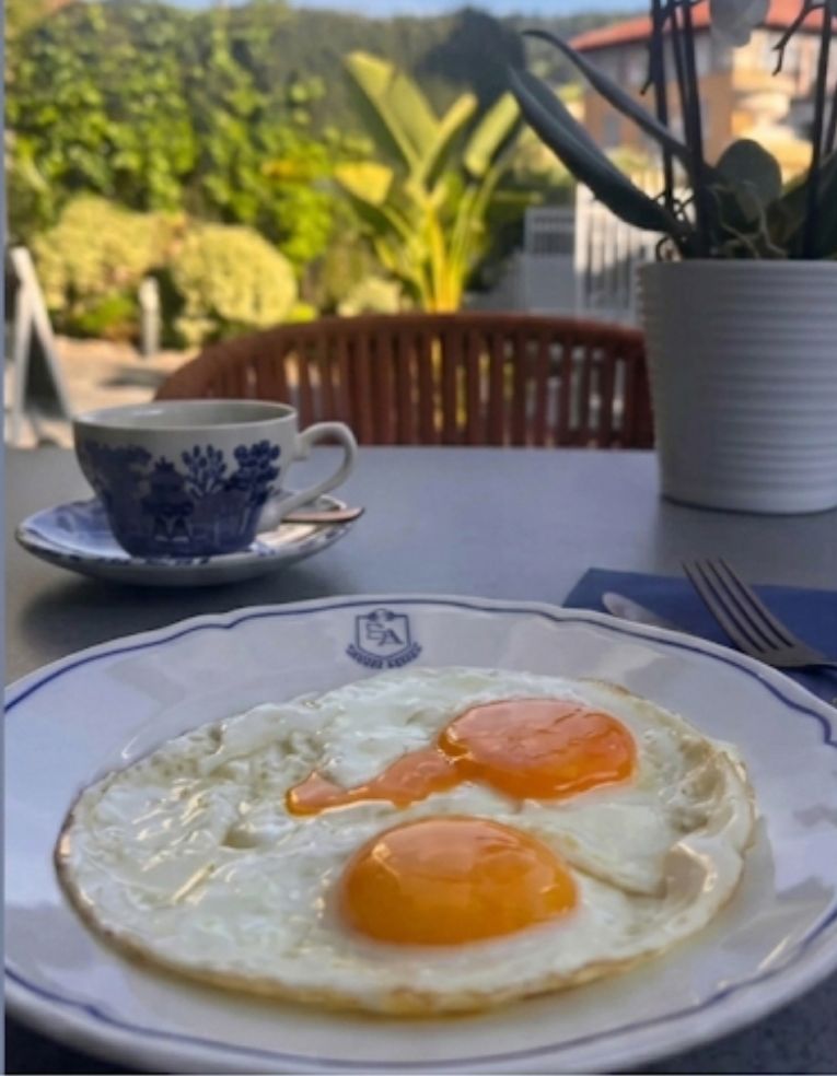 Gourmet Breakfast 8