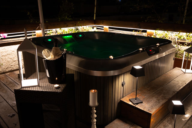 Jacuzzi by Night 7