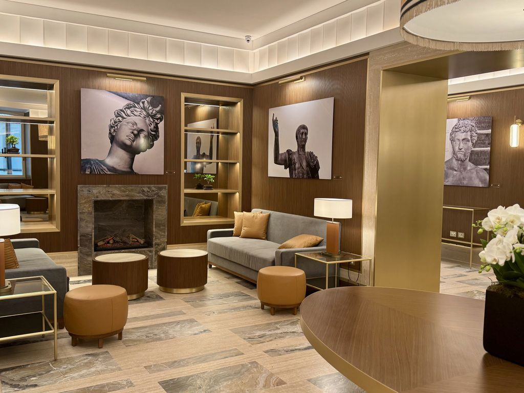 Hotel 11