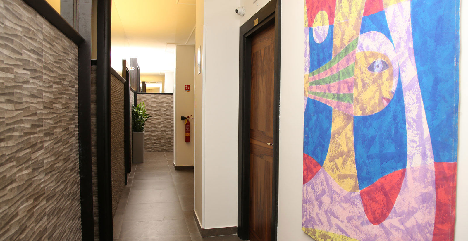 Welcome to Piazza Carità 11 Welcome to Piazza Carità 11