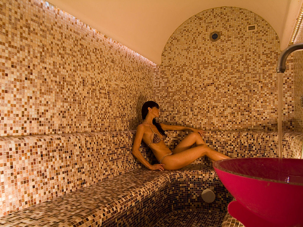 LIFE SPA  und  RELAXBEREICH 13