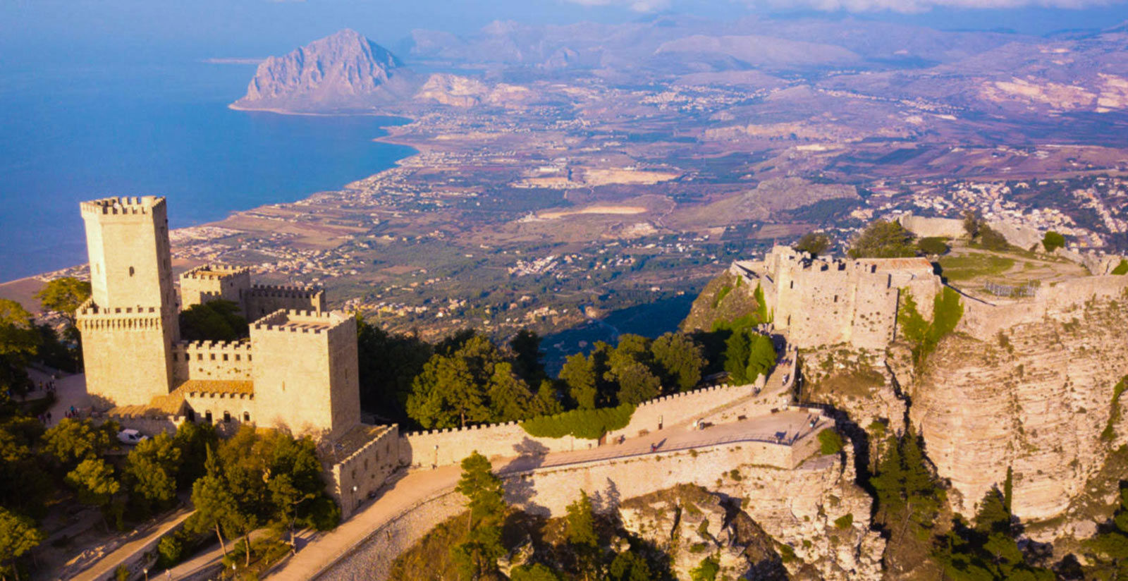 STORIES OF SEA AND CULTURE WELCOME TO TRAPANI 4 STORIES OF SEA AND CULTURE WELCOME TO TRAPANI 4