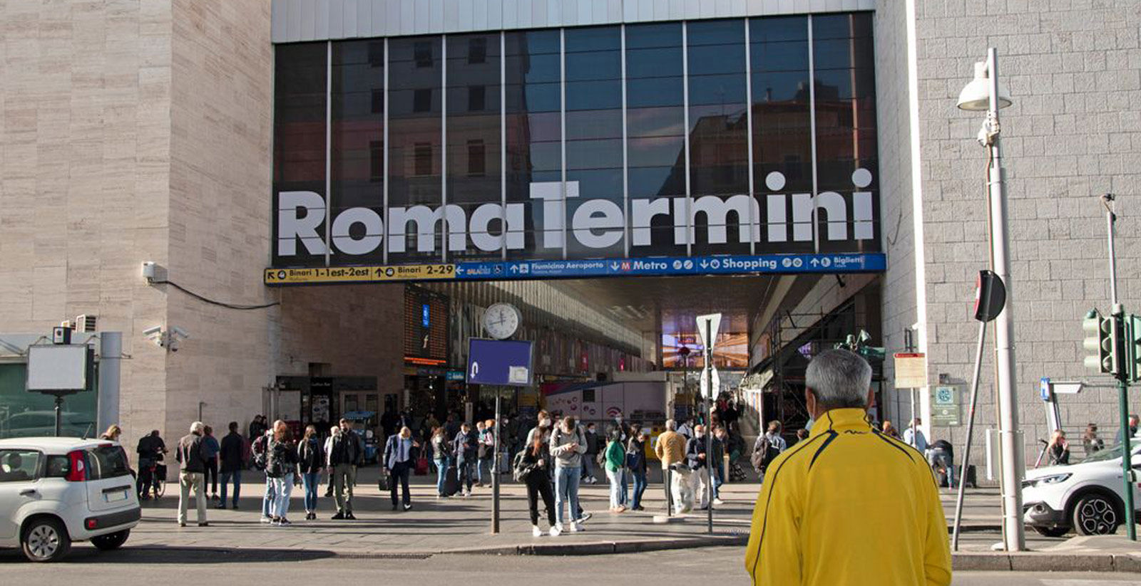 How to reach us 7 How to reach us 7