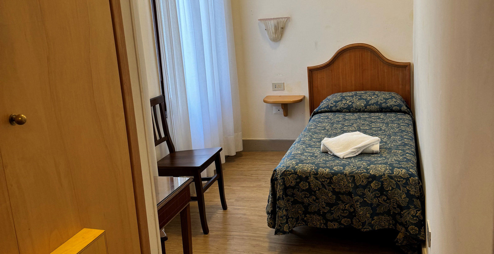 Hotel Alla Fava - Camera Singola con bagno in comune 2