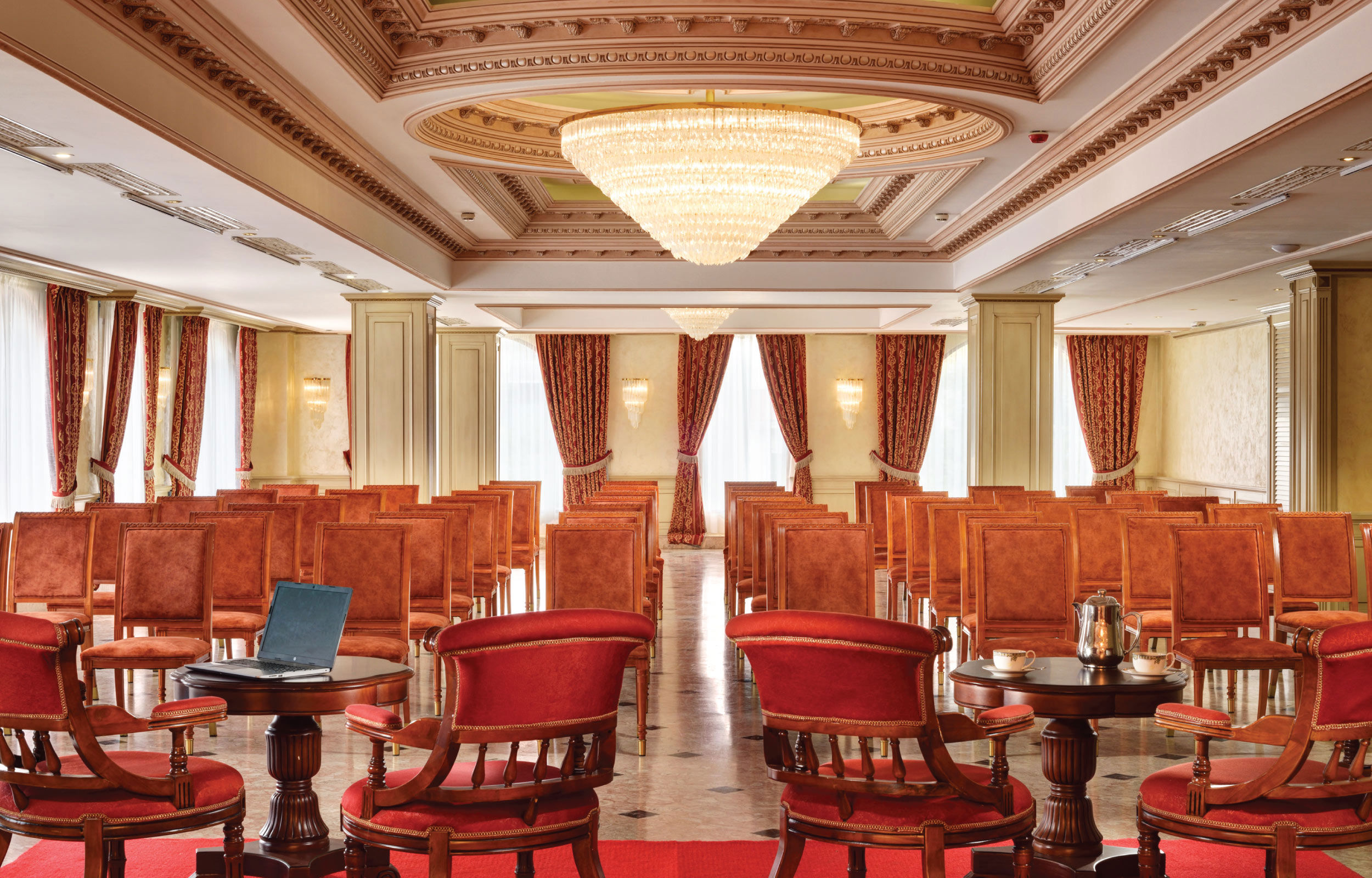 Artana Meeting Room 4