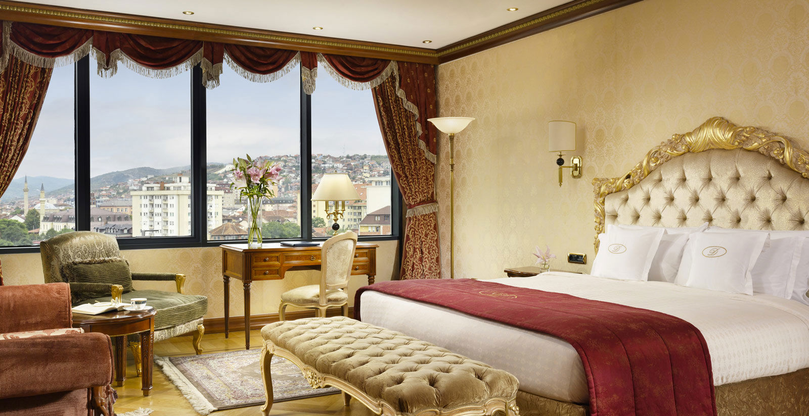 Comfortable and elegant rooms 10