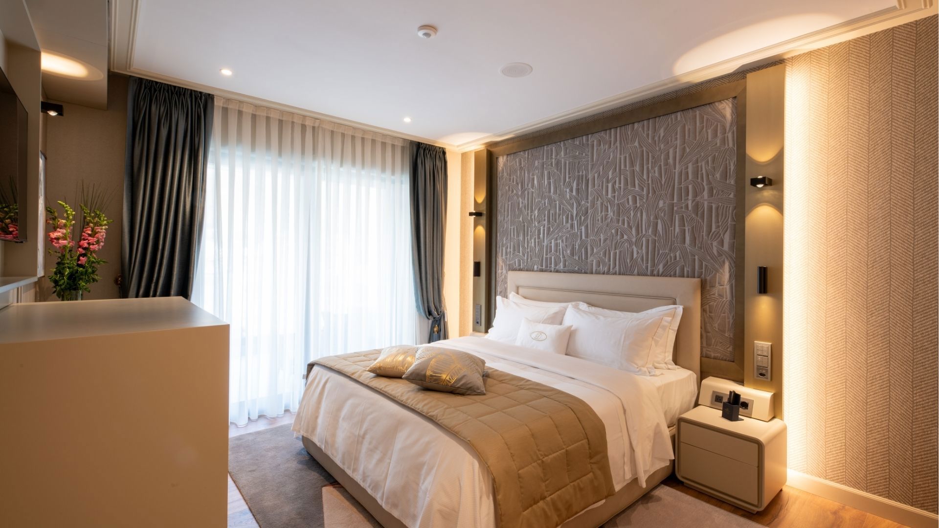 Prestige Room 1