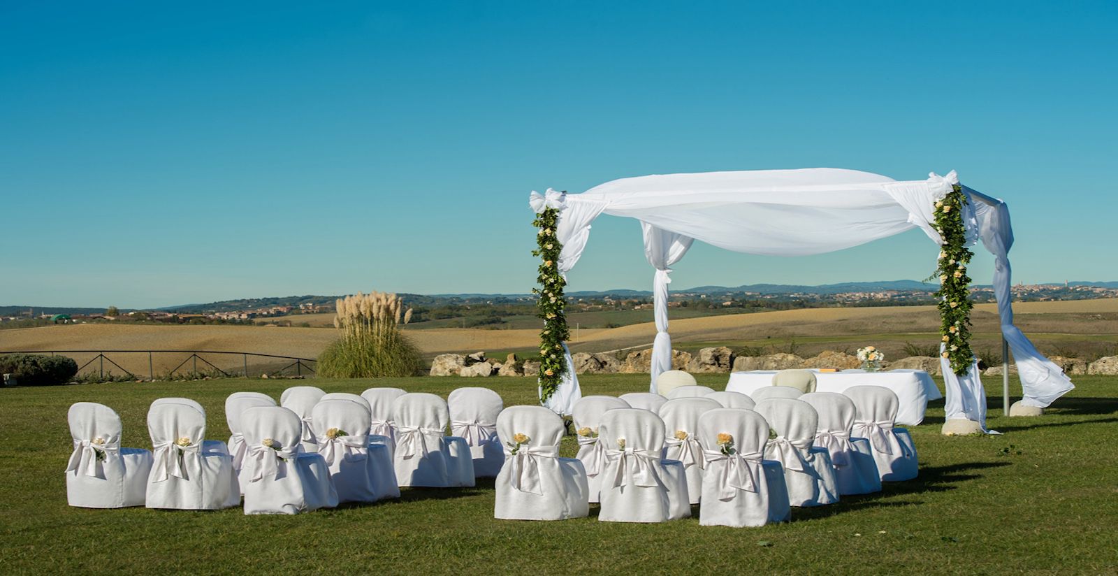 Outdoor wedding in Tuscany 4