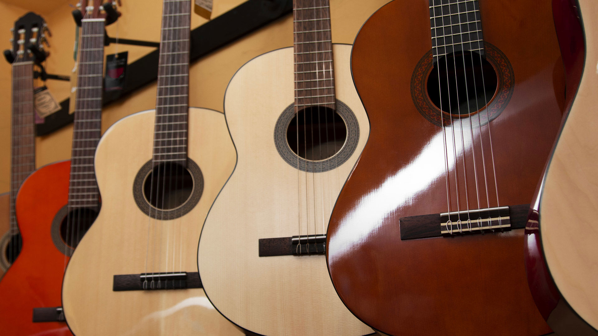 Guitar Show in Bologna 52