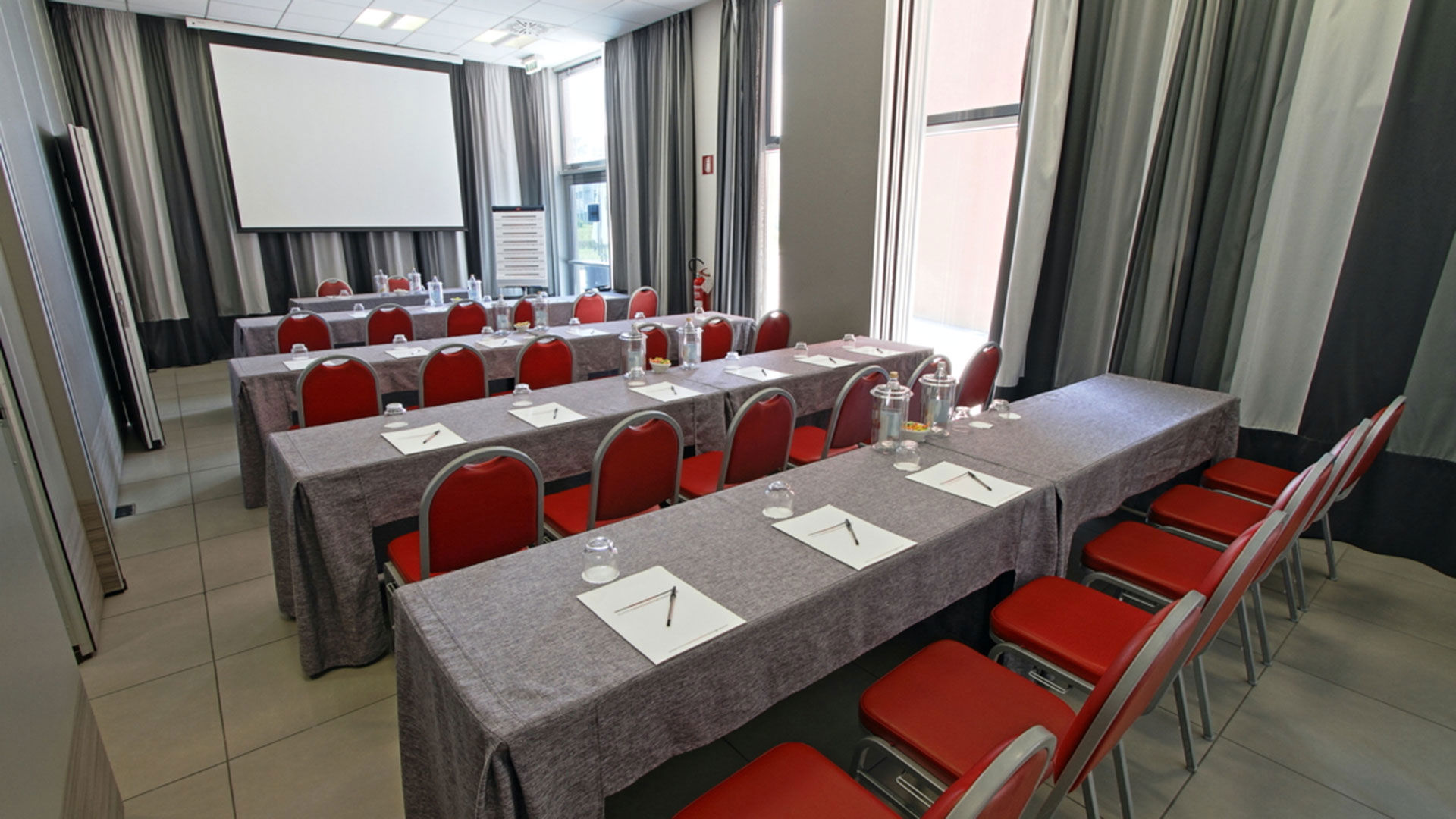 Sydney – New York Room 25