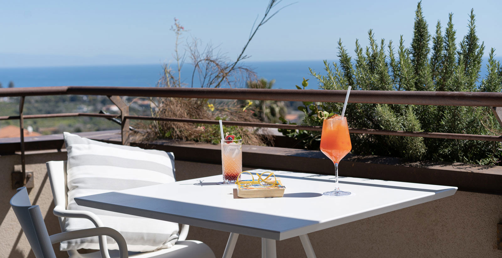 Panoramic Suite Sea and Etna View 6