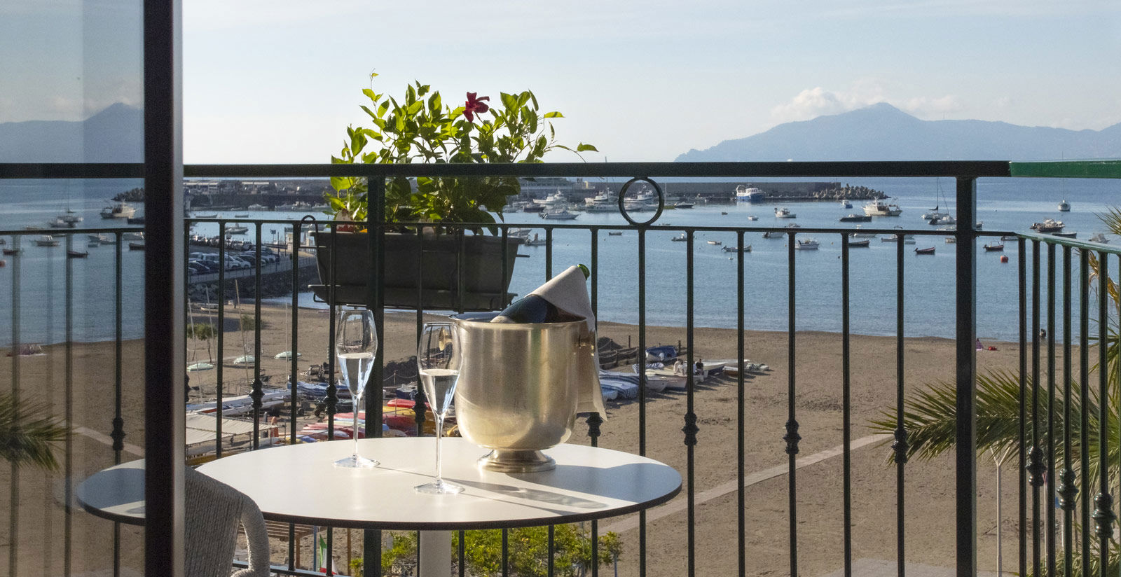 Karma Royal Suite 9 Karma Royal Suite 9