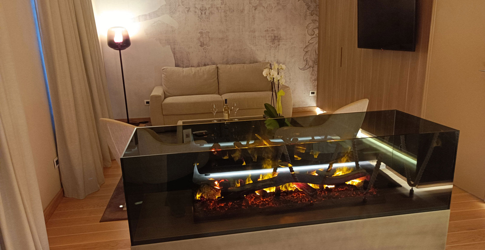 Karma Royal Suite 12 Karma Royal Suite 12