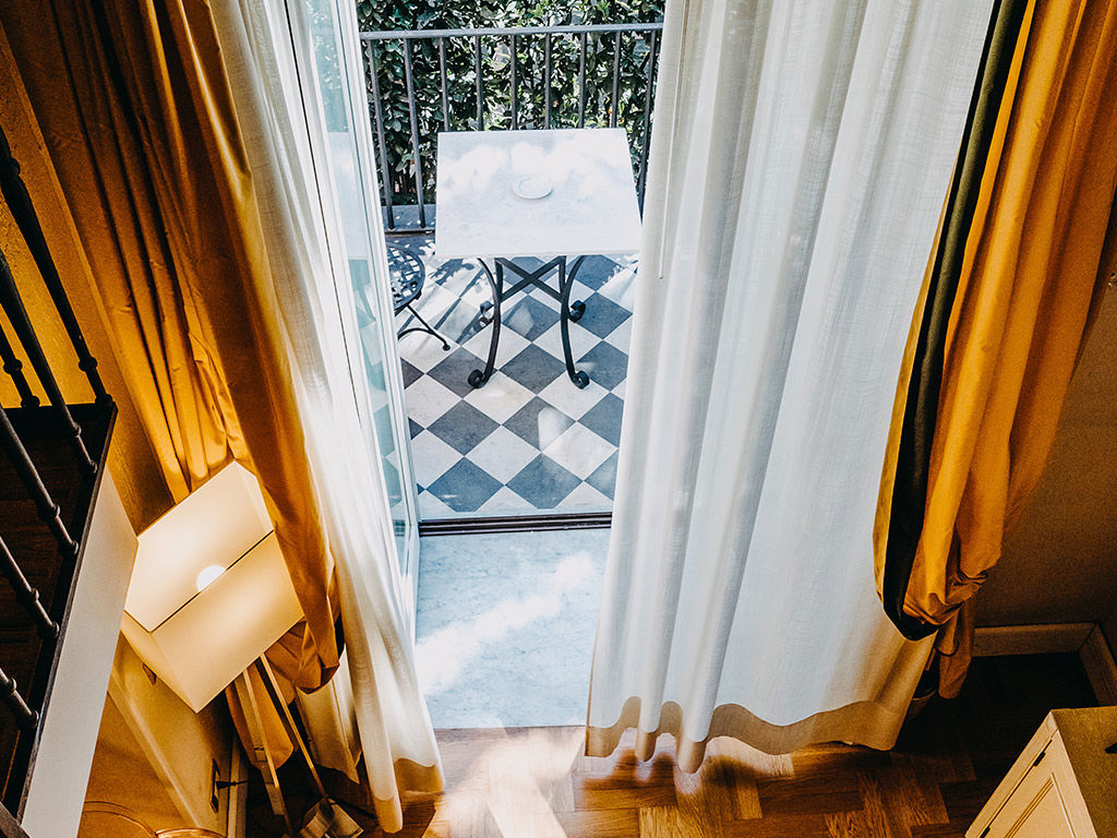 Ricercata raffinatezza e materiali di alto pregio 9 Ricercata raffinatezza e materiali di alto pregio 9