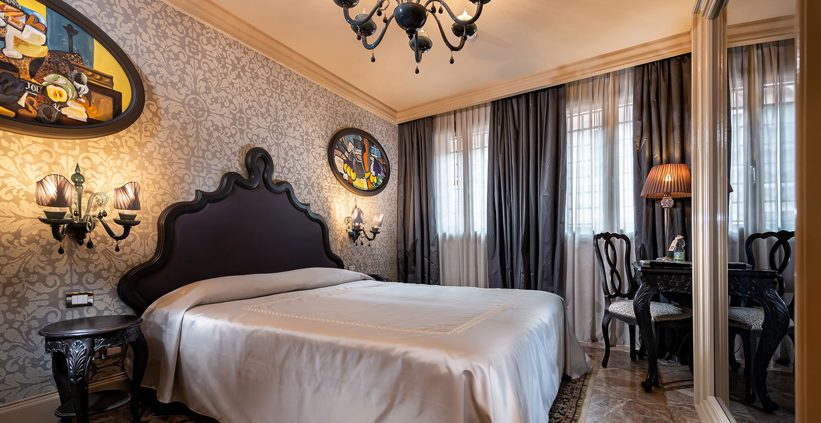 For a delightful stay in Venice  2