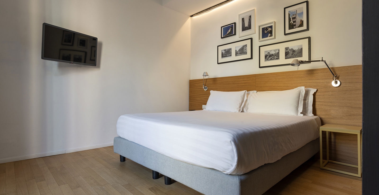 Superior Room with Terrace 8