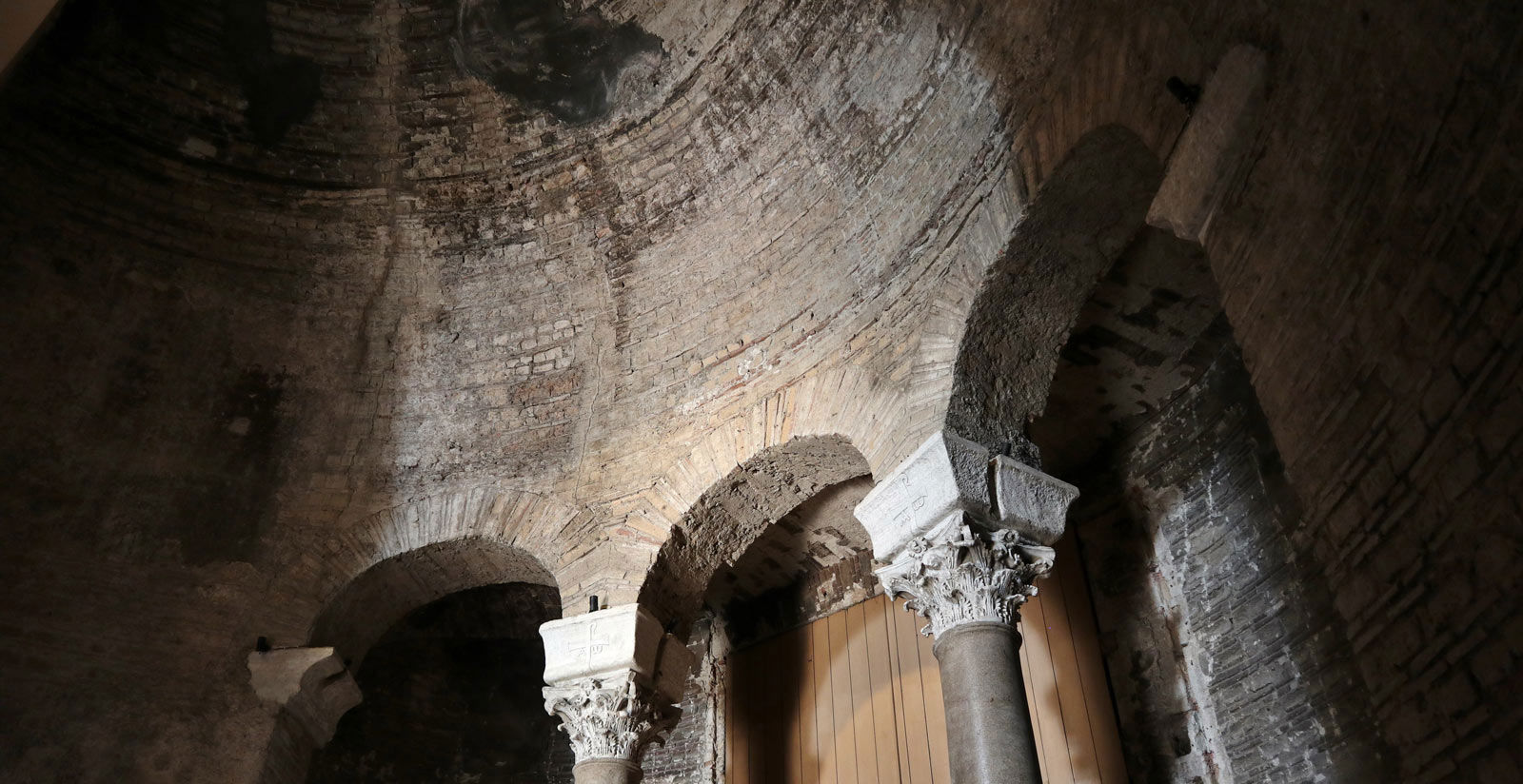 Tour guidato delle antiche rovine greco romane 1